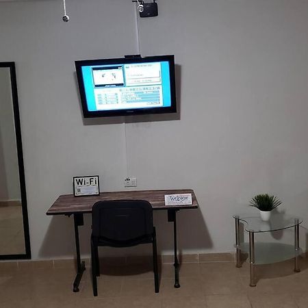 Departamento Comodo Centrico Tv Ac Wifi Cocina Parking, Letra C 巴耶斯城 外观 照片