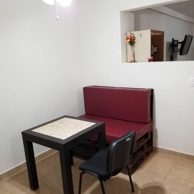 Departamento Comodo Centrico Tv Ac Wifi Cocina Parking, Letra C 巴耶斯城 外观 照片