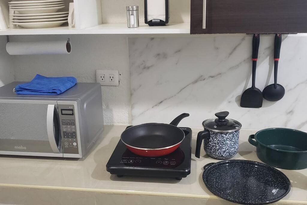 Departamento Comodo Centrico Tv Ac Wifi Cocina Parking, Letra C 巴耶斯城 外观 照片