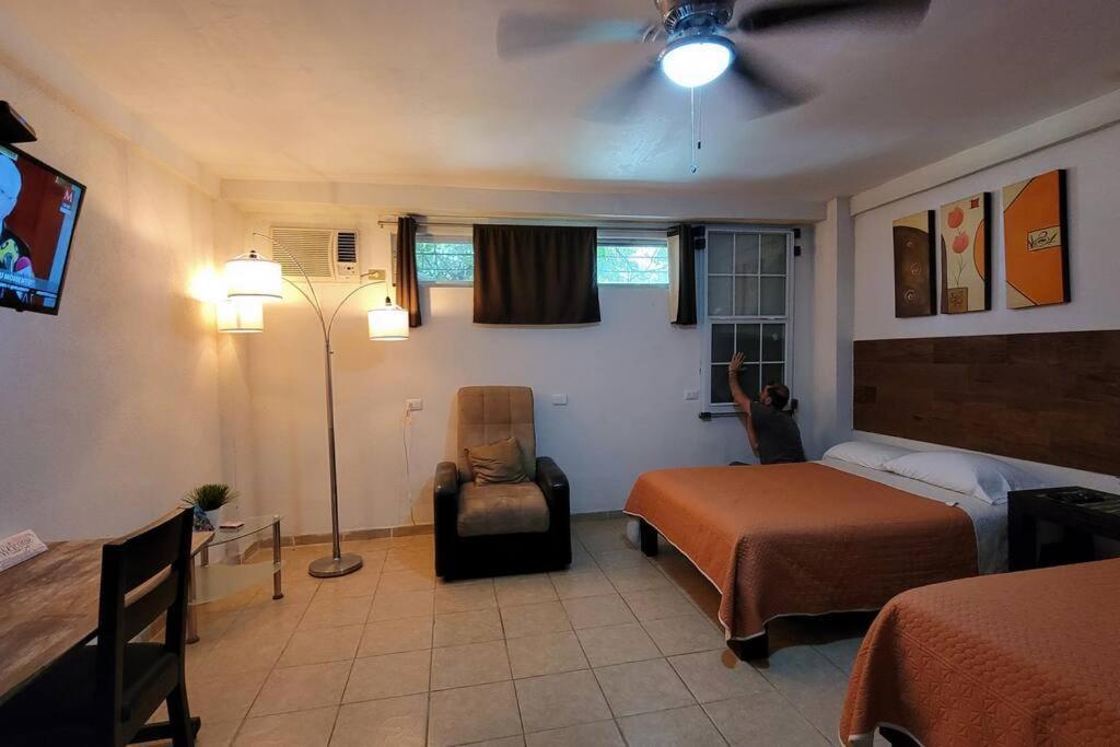 Departamento Comodo Centrico Tv Ac Wifi Cocina Parking, Letra C 巴耶斯城 外观 照片